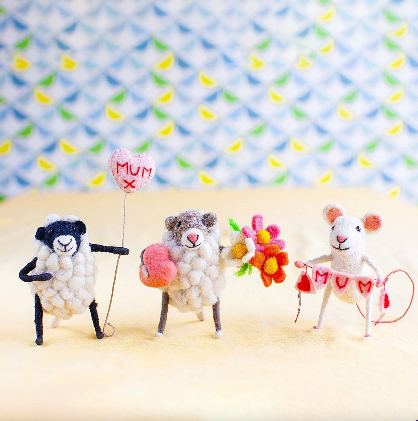 Heart and Flowers Sheep