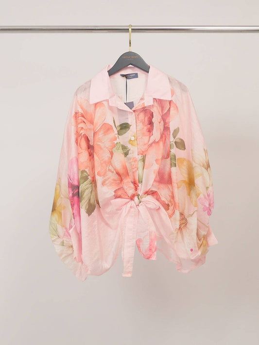Floral printed blouse with detailed neckline : Red