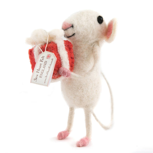 Mouse with Present