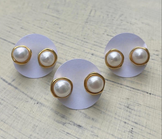 Pearl Studs