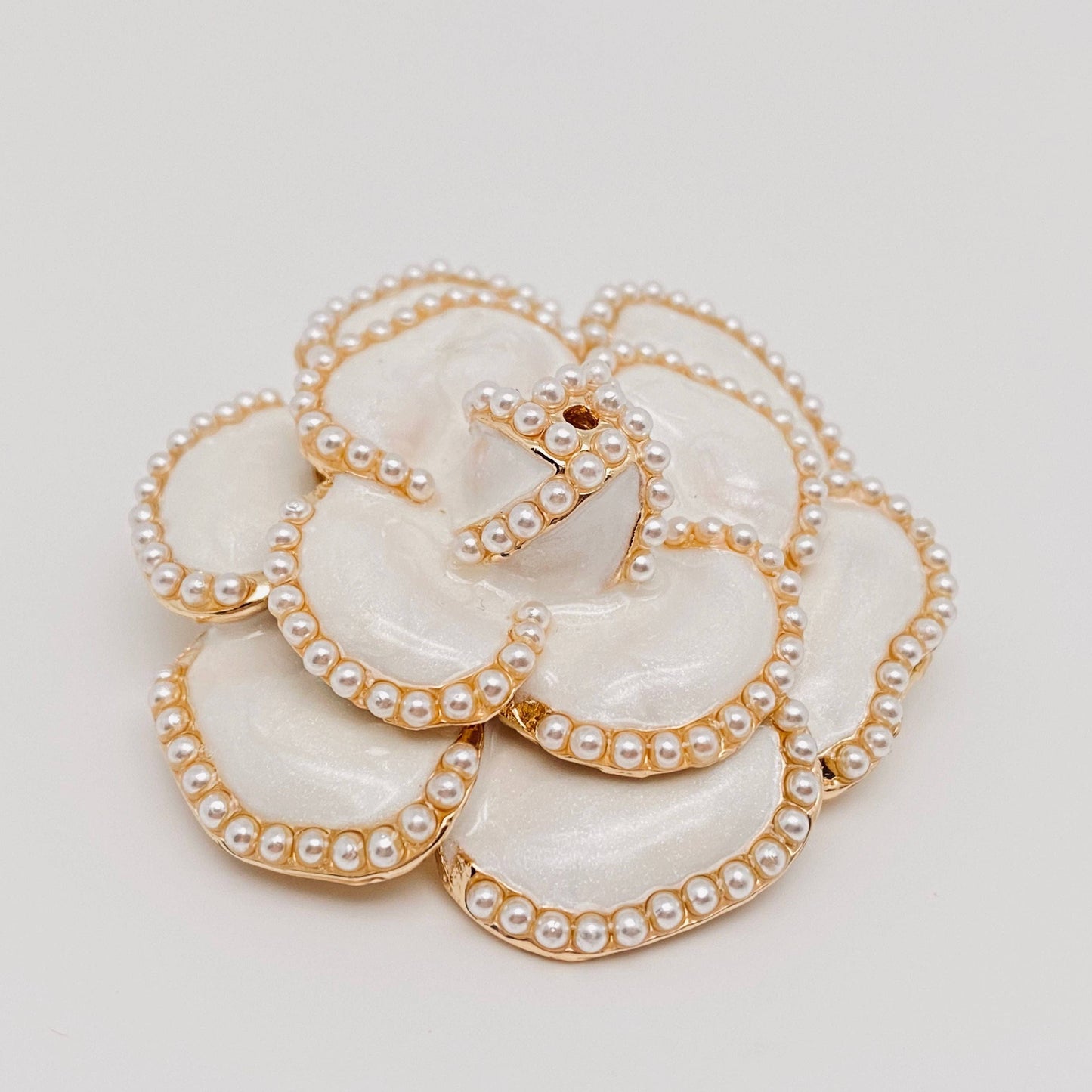 Camellia Pearl Enamel Brooch Cloth Pin: White