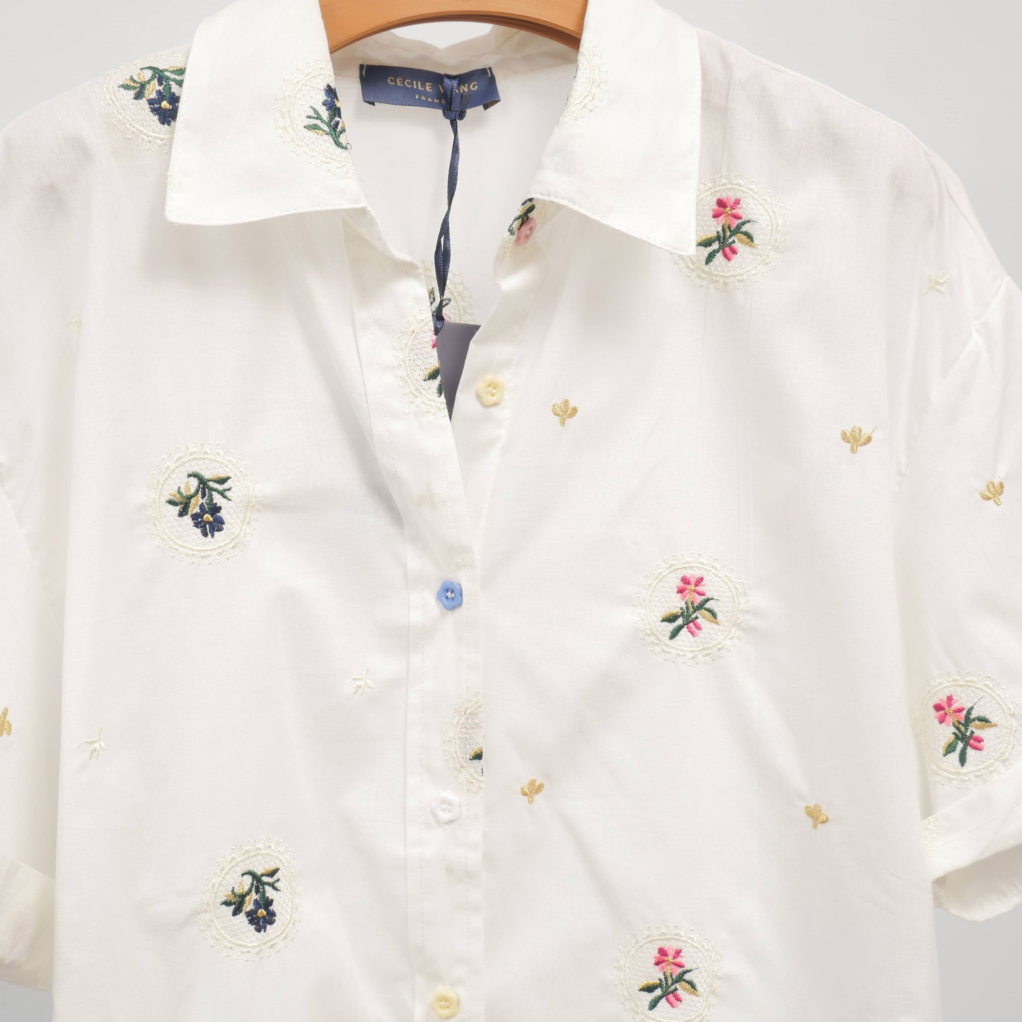 Cotton shirt with floral embroidery FIT4762533: White
