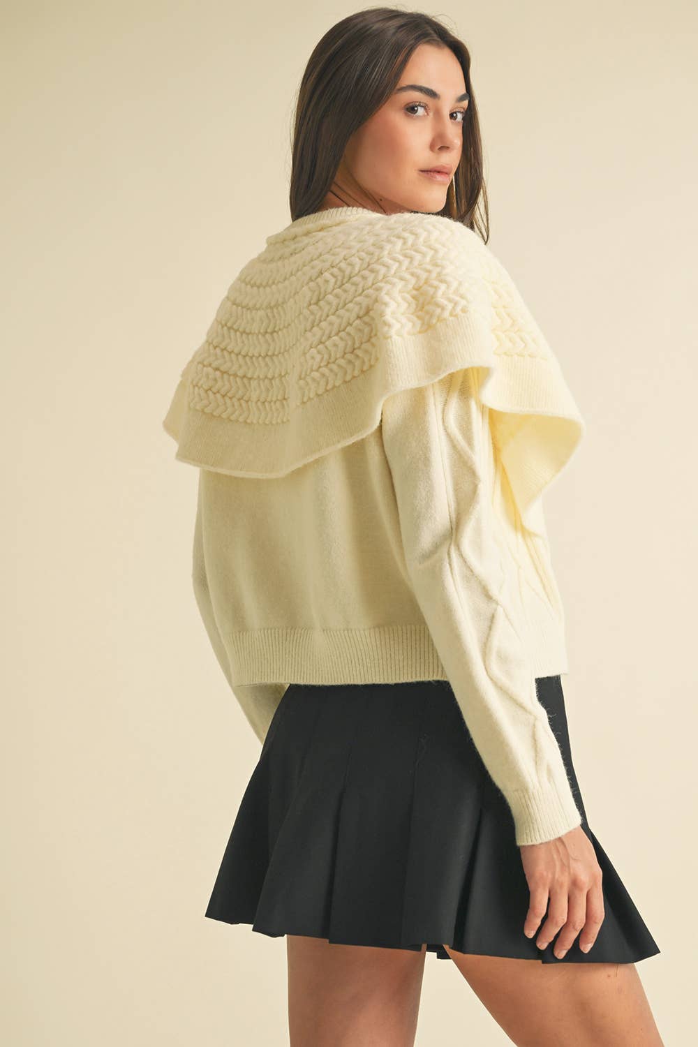 Cape-effect Cable Knit Cardigan: CREAM / Contemporary