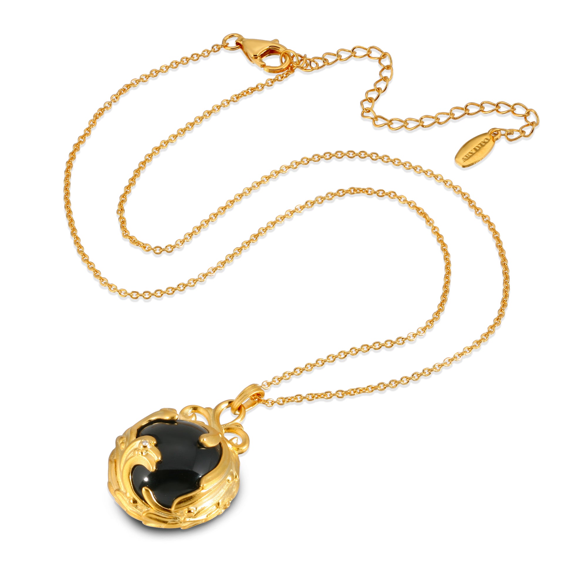 Black Agate & Diamond Pendant ‐ Necklace